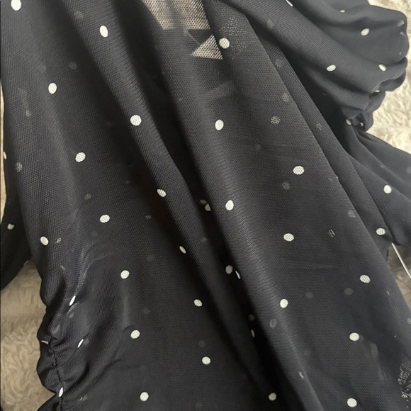 NWT Jolie and Joy Off the shoulder polka dot blouse - Picture 4 of 4